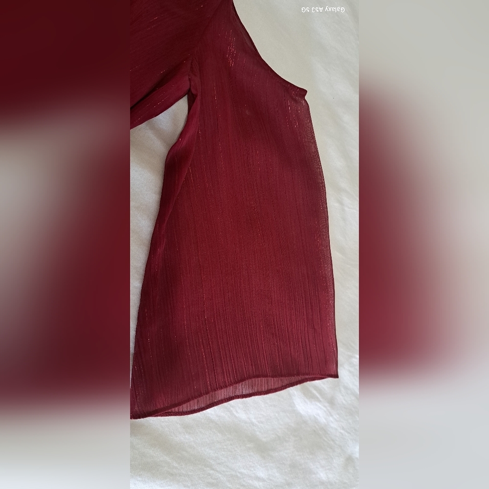 Rachel Zoe burgundy metallic cold shoulder blouse S - Picture 10 of 15